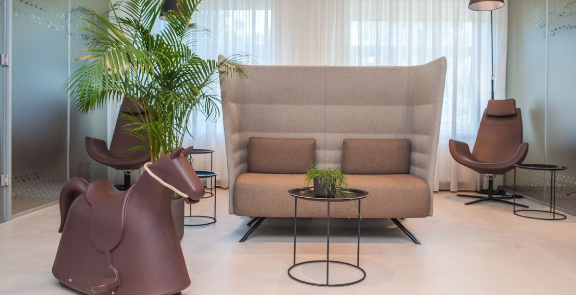 Center of Reproductive Medicine “Embrions” 6 Waiting room at Embrions clinic in Latvia