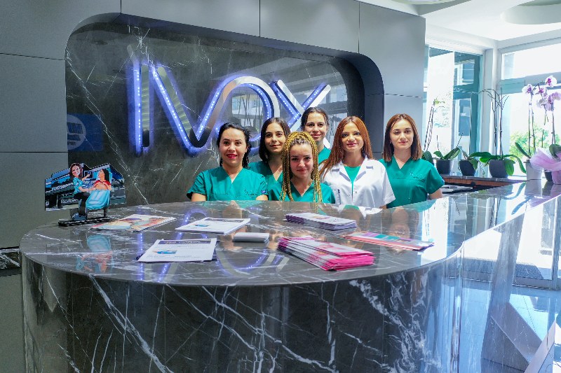 Team di assistenza ai pazienti presso l'ospedale IVOX IVF