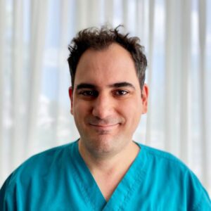 Dr Andreas Athanasakis