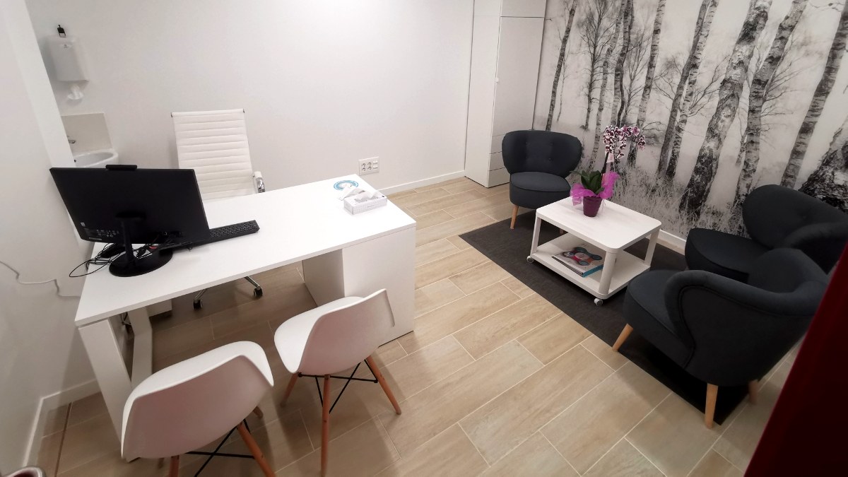 Consultation room at CEFER