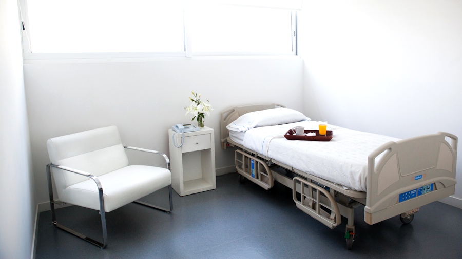 Patient recovery room at WeFIV