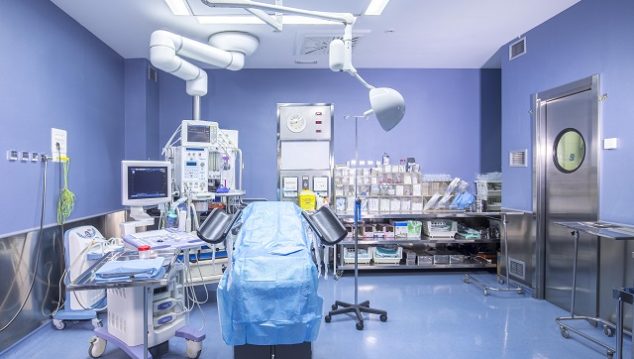 Operating room at URE centro Gutenberg